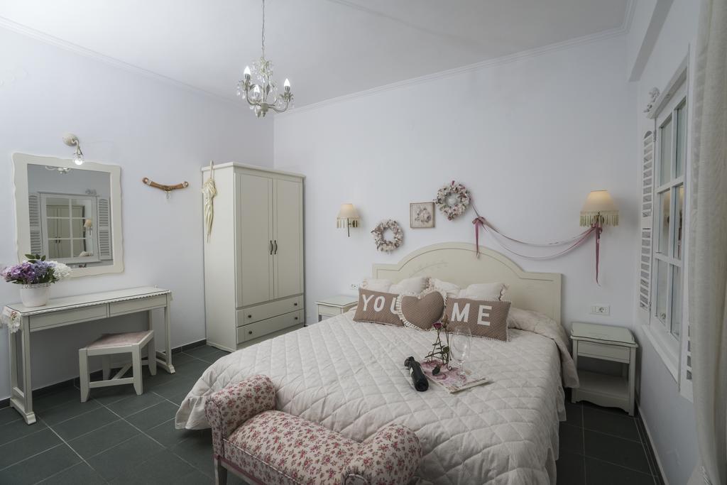 Anni Art Apartments Kalyves Cameră foto