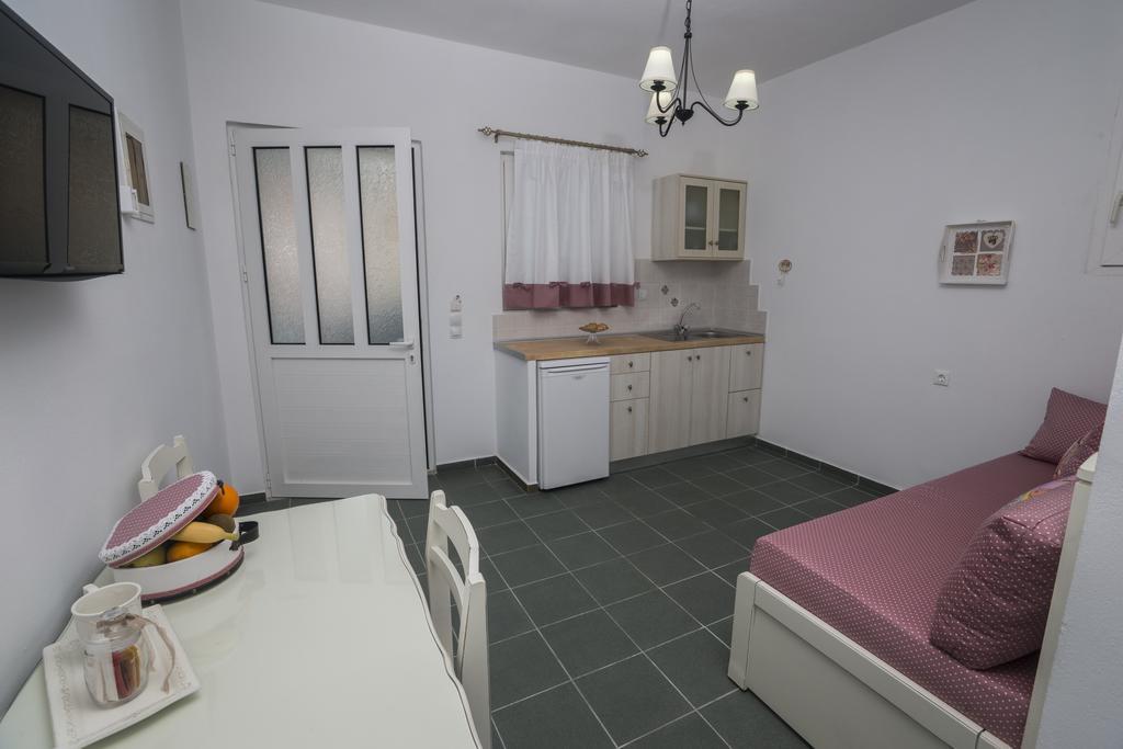 Anni Art Apartments Kalyves Cameră foto